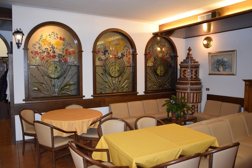 Hotel Olimpic Baselga di Pinè Esterno foto